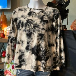 Girls Wonder Nation tie dye blouse size M (7-8)